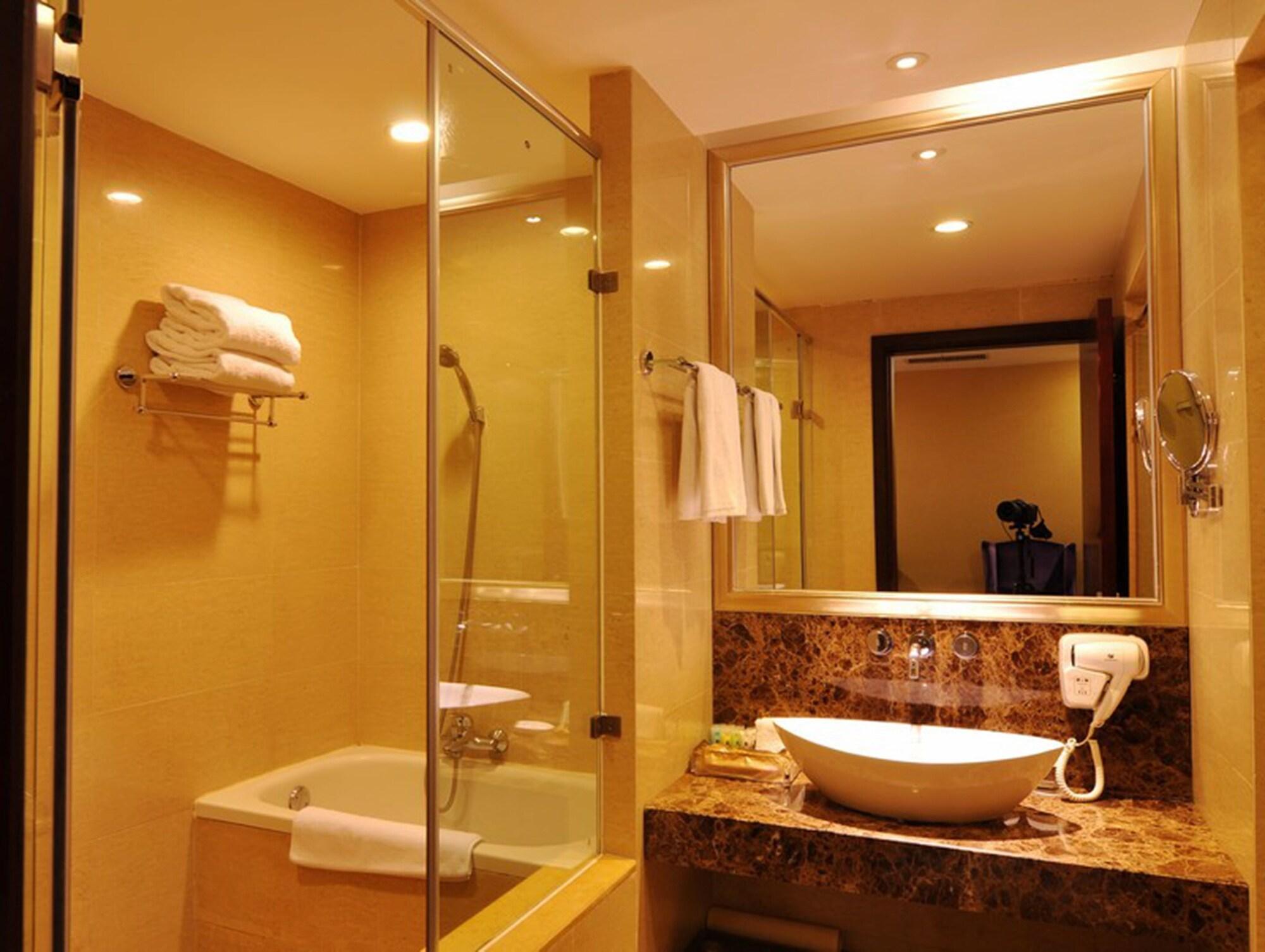 Yue Xiu Hotel Гуанчжоу Екстер'єр фото